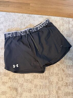 Under Armour Black Women's Athletic Running Shorts with Branded Waistband